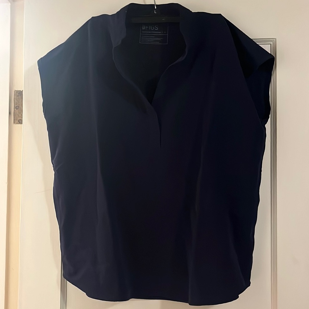 Oversized mandarin fit navy scrub top